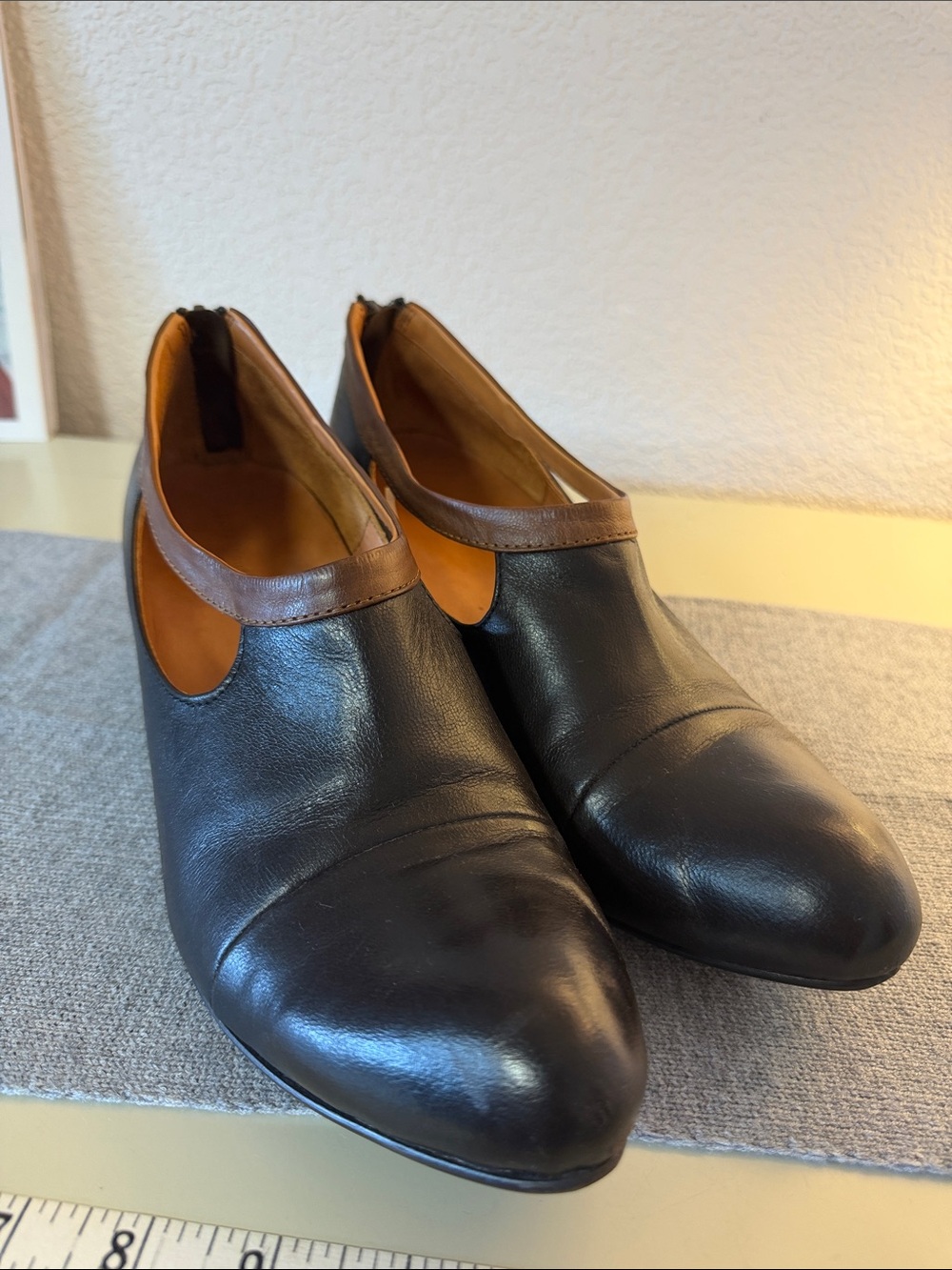 Yuko Imanishi Black Brown Leather Shoes